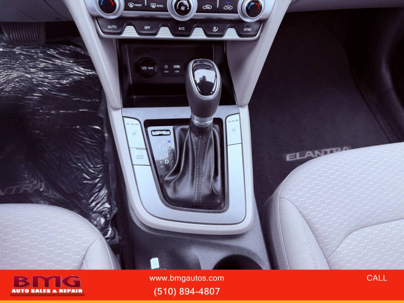 2019 Hyundai Elantra