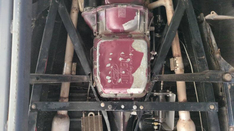 1942 Ford Super Deluxe