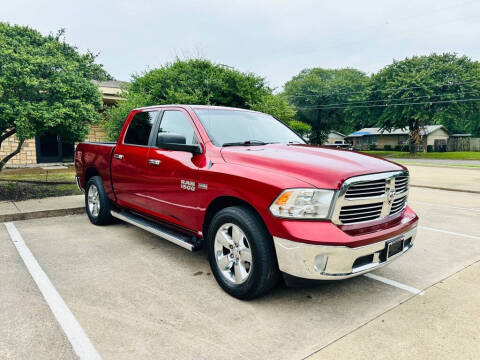 2013 RAM 1500 SLT