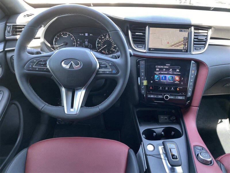 2025 Infiniti QX50 Sport