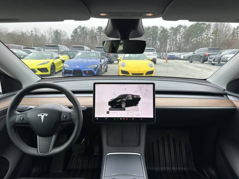 2024 Tesla Model Y Long Range