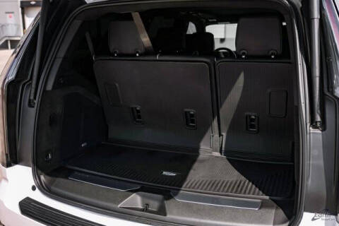 2025 Cadillac Escalade-V