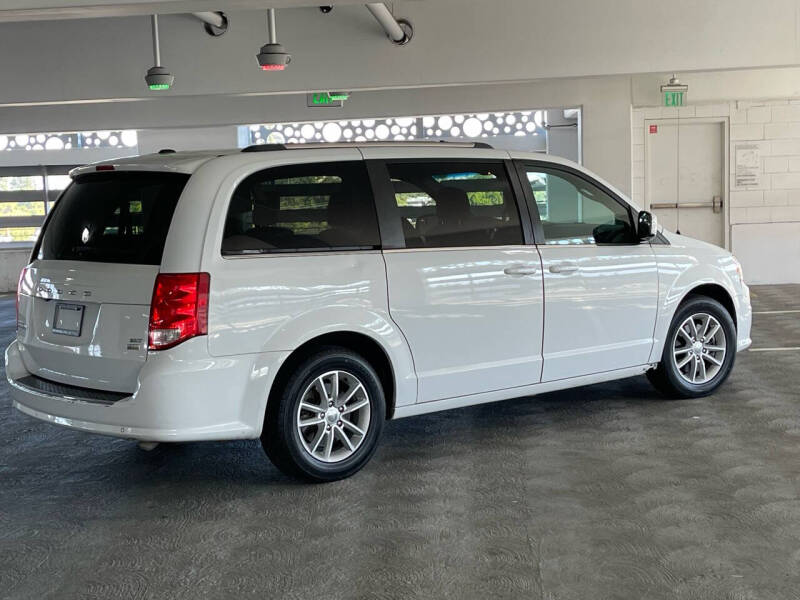 2018 Dodge Grand Caravan null photo 7