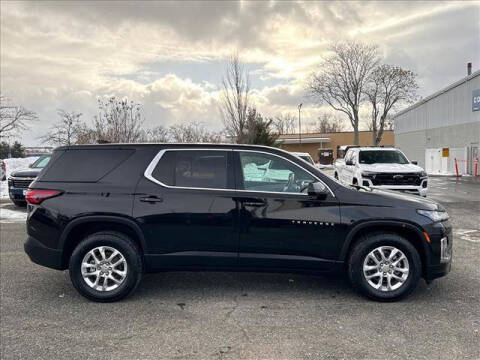 2023 Chevrolet Traverse LS