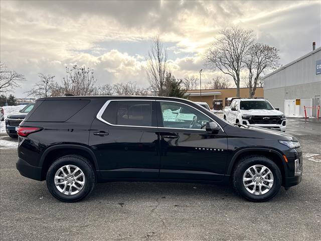 2023 Chevrolet Traverse LS