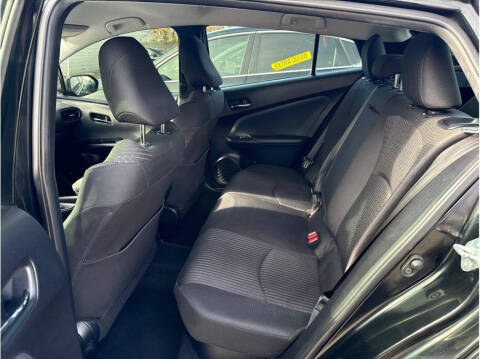 2016 Toyota Prius Two