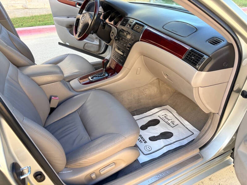 2003 Lexus ES 300