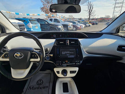 2018 Toyota Prius Three Touring
