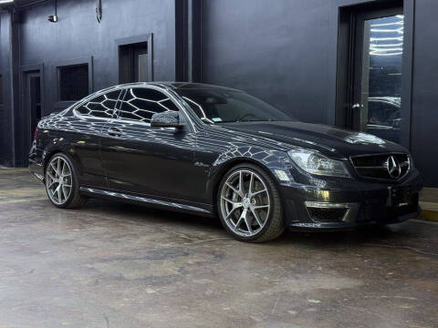 2013 Mercedes-Benz C-Class C 63 AMG Photo