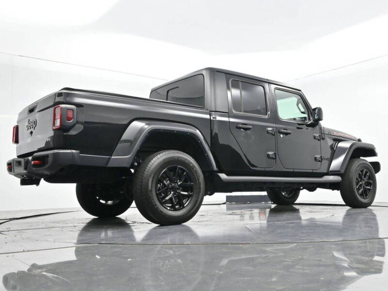 2023 Jeep Gladiator Sport S