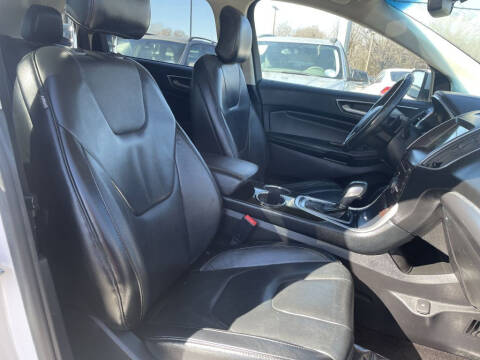 2016 Ford Edge Titanium