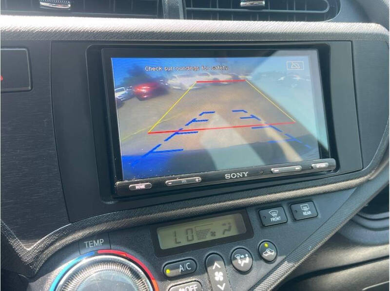 2013 Toyota Prius c