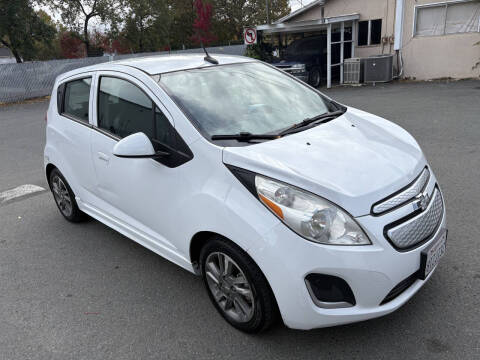 2015 Chevrolet Spark EV 2LT