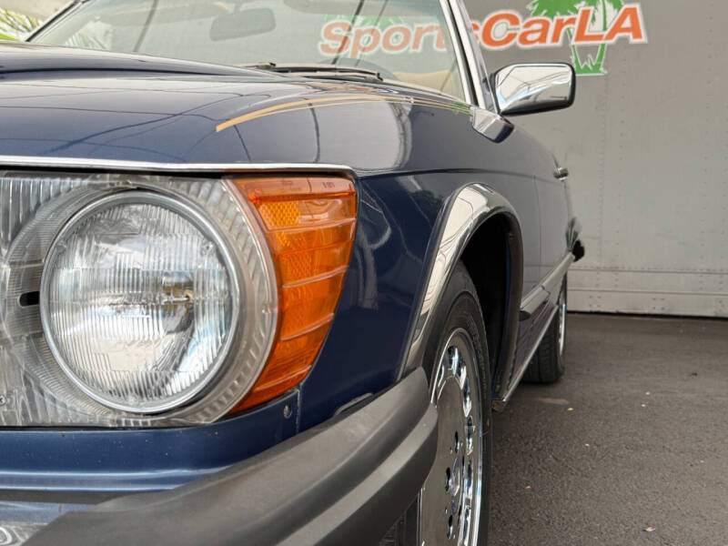 1987 Mercedes-Benz 560-Class 560 SL