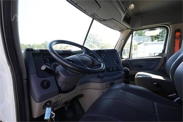 2015 Freightliner Cascadia