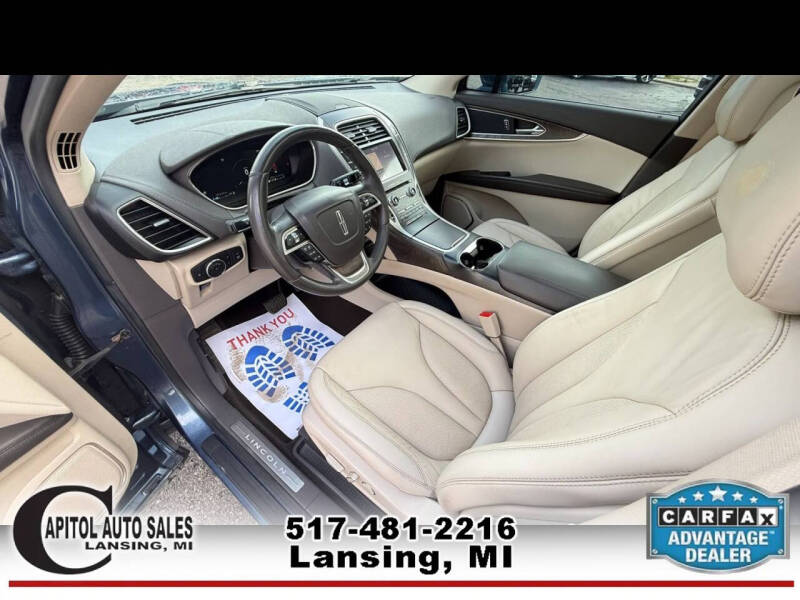 2019 Lincoln Nautilus Select
