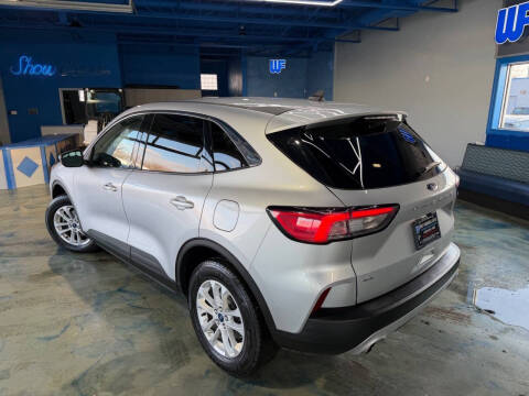 2020 Ford Escape SE