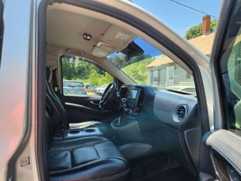 2018 Mercedes-Benz Metris Passenger