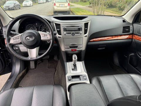 2011 Subaru Outback 2.5i Limited