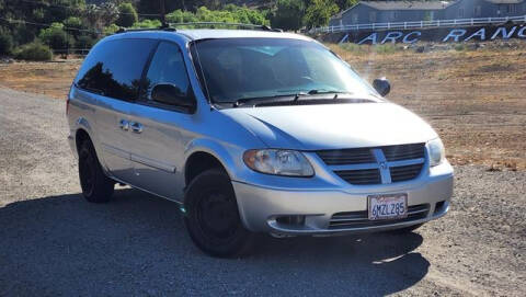 2005 Dodge Grand Caravan SE