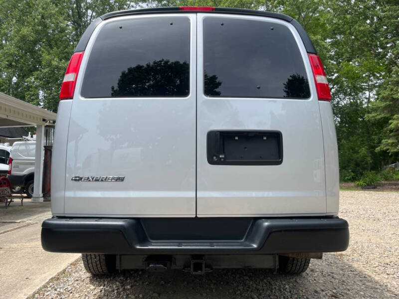 2019 Chevrolet Express LS 3500