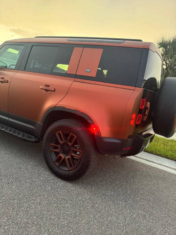 2024 Land Rover Defender 110 P300 S