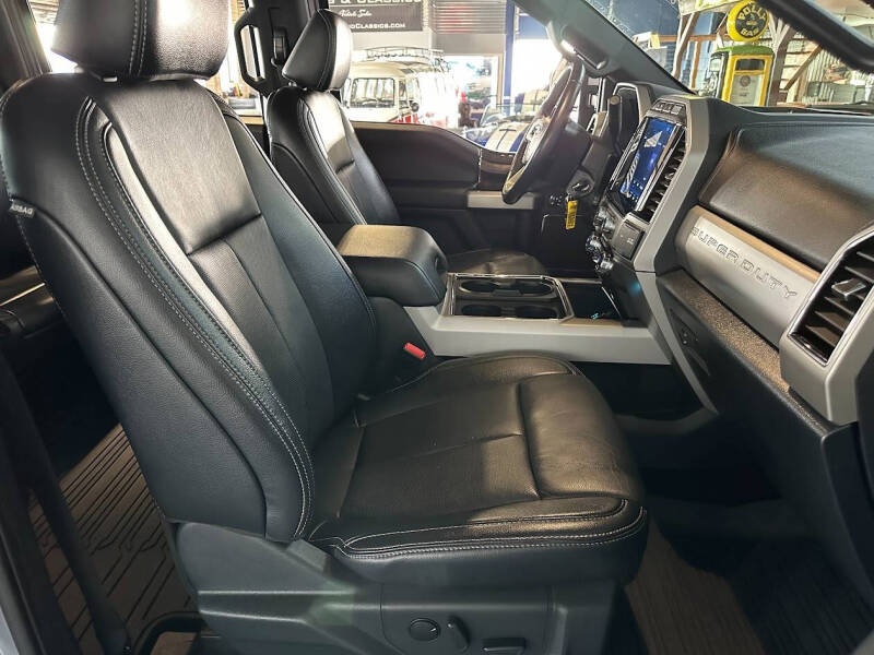 2022 Ford F-350 Super Duty Lariat