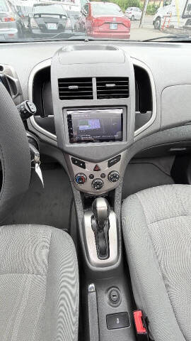 2016 Chevrolet Sonic LT Auto
