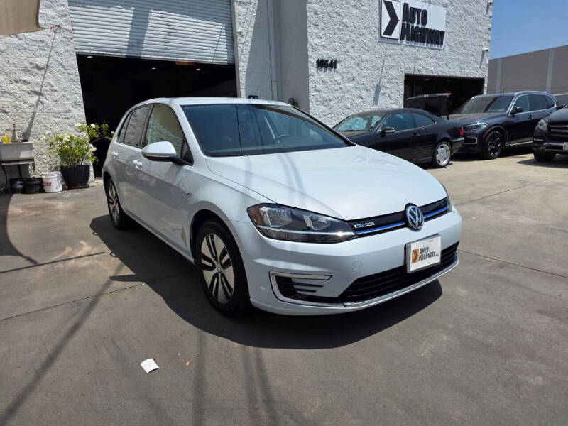 2019 Volkswagen e-Golf SE