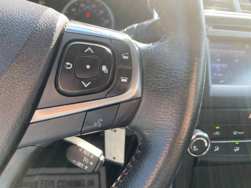 2017 Toyota Camry LE