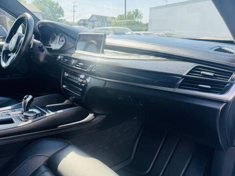 2015 BMW X6 M