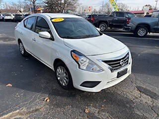 2019 Nissan Versa SV