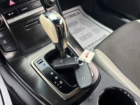 2013 Hyundai Genesis Coupe 2.0T Premium
