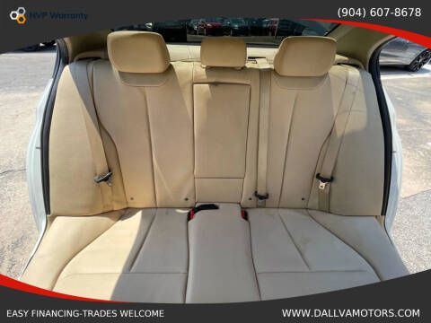 2015 BMW 3 Series 320i