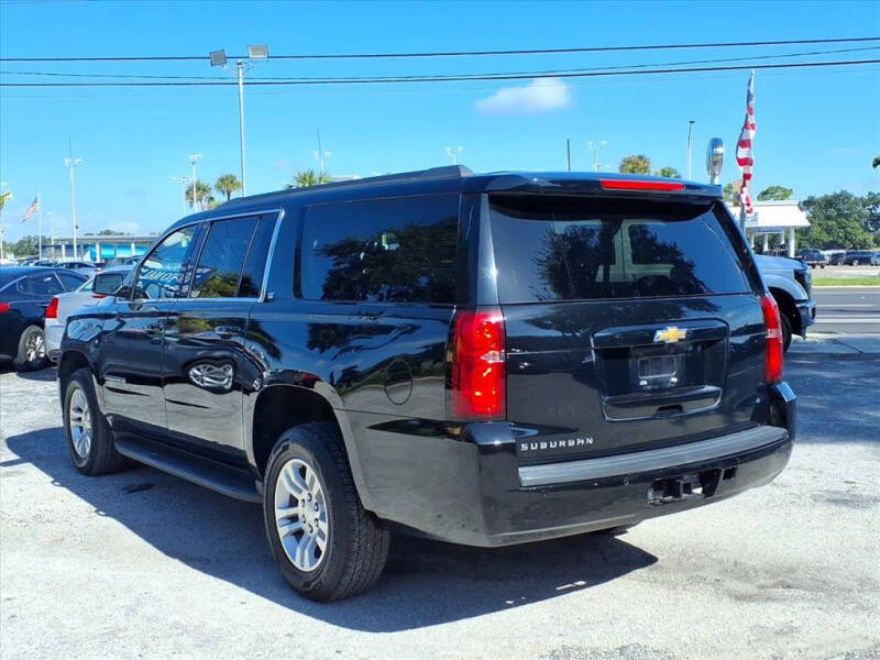 2019 Chevrolet Suburban LT