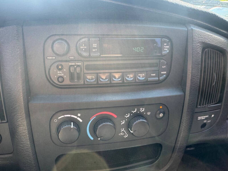 2004 Dodge Ram 1500 ST