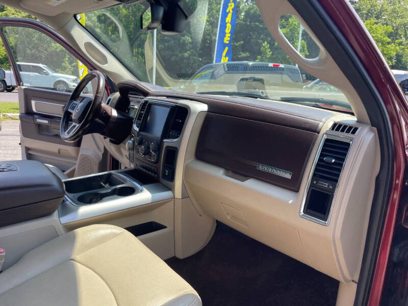 2016 RAM 1500 Laramie