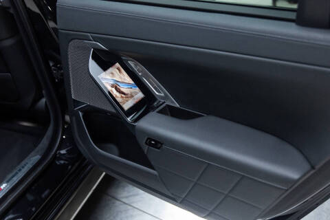 2023 BMW 7 Series 740i