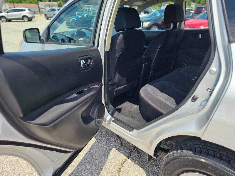2015 Nissan Rogue Select S