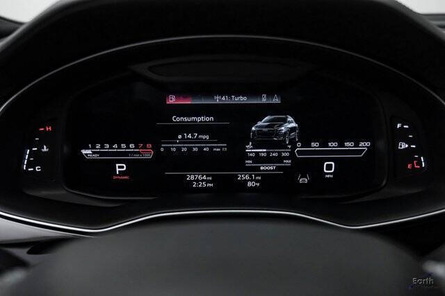 2023 Audi RS Q8 4.0T quattro