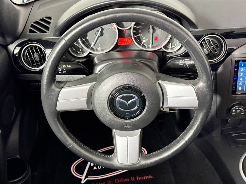 2006 Mazda MX-5 Miata