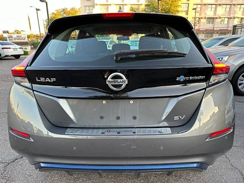 2020 Nissan LEAF SV