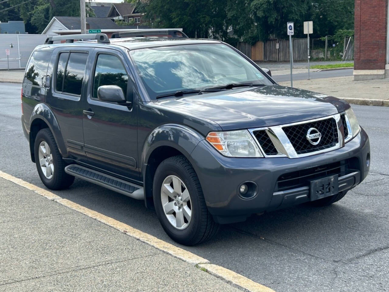 2011 Nissan Pathfinder for sale at Metro Mike Trading & Cycles in Menands, NY