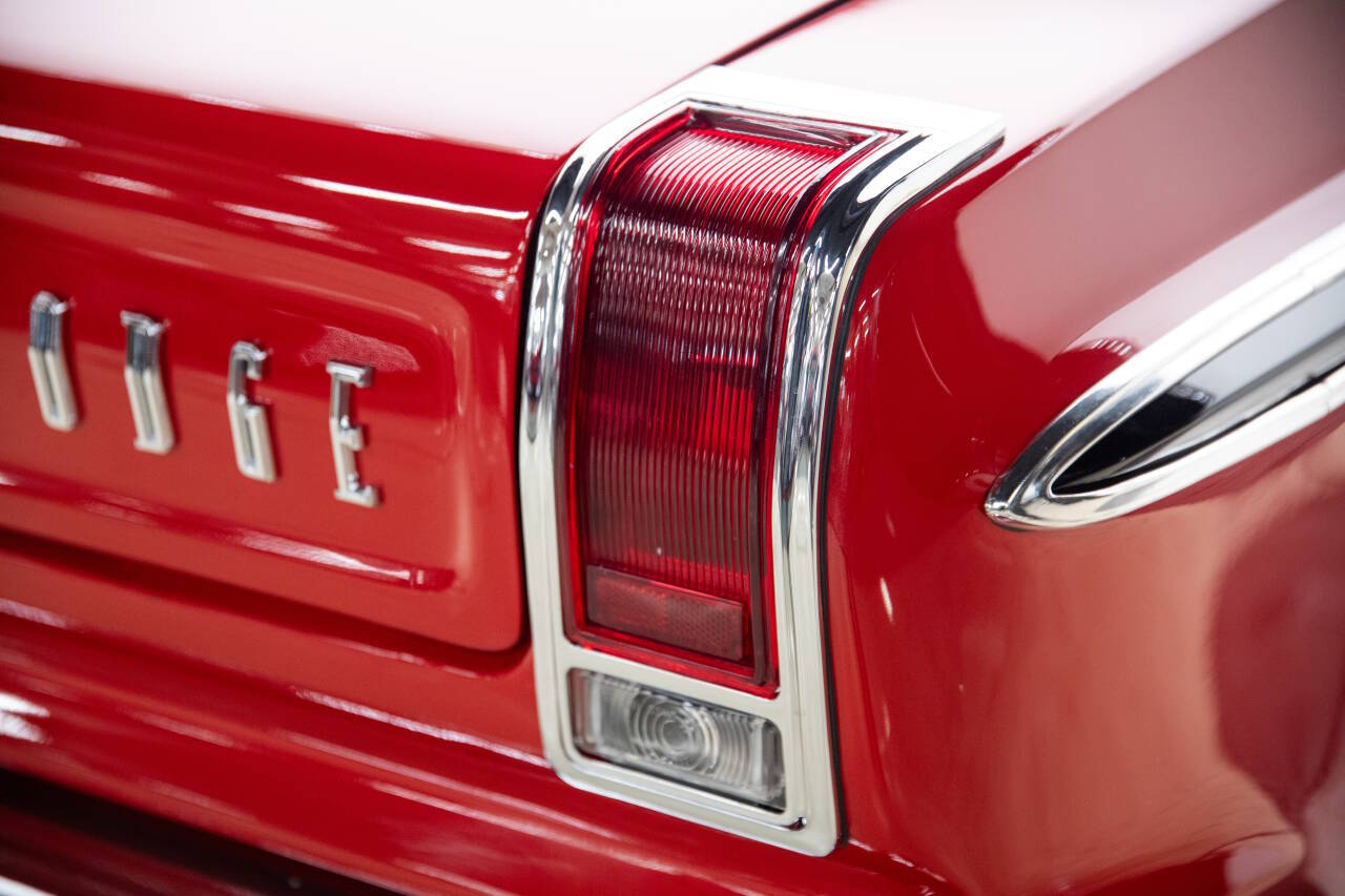 1965 Dodge Coronet 46