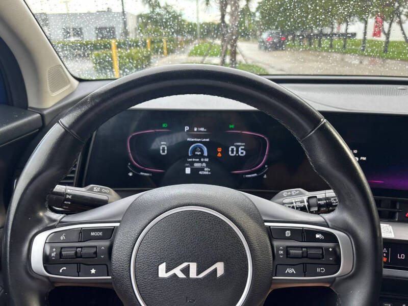 2023 Kia Sportage EX