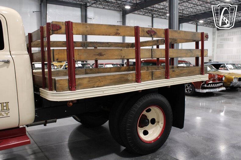 1953 Chevrolet 4400