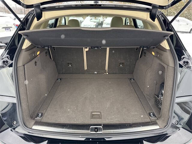 2017 Audi Q5 2.0T quattro Premium Plus