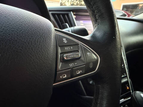 2015 Infiniti Q50 Sport