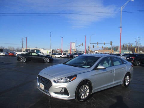 2018 Hyundai Sonata for sale at Windsor Auto Sales in Loves Park IL