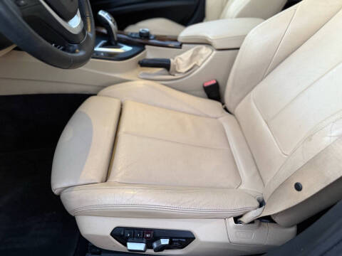 2018 BMW 3 Series 330i